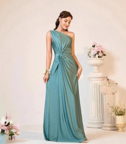 European and American Evening Dresses, Women's Banquet Wear New Products, Backless Fashion Temperament, Adult Evening Dresses