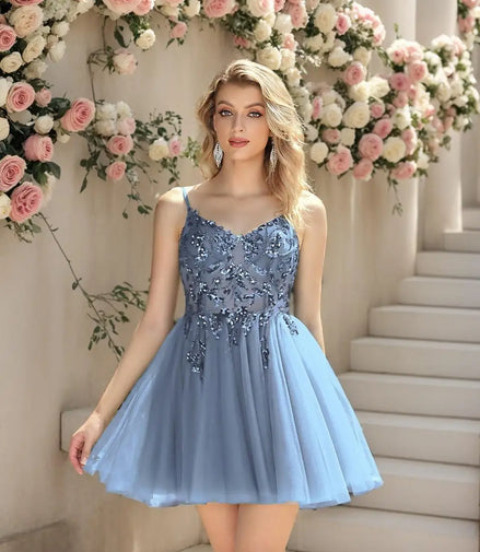 Summer Mini Cocktail Dresses Sexy Illusion Sequins Appliques V-Neck Backless Sling Prom Gowns Above Knee Tulle Homecoming Dress