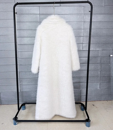Long Faux Fur Coat Women Autumn Winter Large Jacket Overcoat White Turn Down Collar Pockets Thick Coat Warm Jackets Maxi Coats